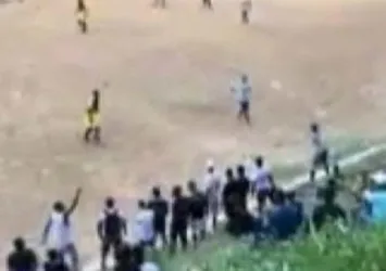 Futbol maçında ortalık bir anda karıştı! Kartellerin çatışması sonucunda iki kişi öldü