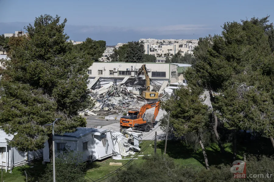 Dünya izledi, İsrail yıktı! İşgal altındaki Kudüs'te UNRWA’ya buldozerli saldırı 1