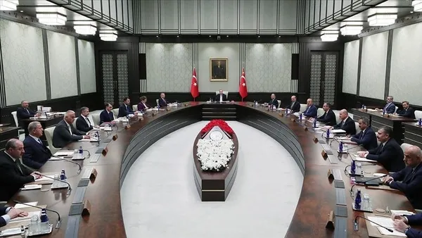 1665376770126.jpeg Yeni anayasa, arsa-işyeri, EYT düzenlemesi, Yunanistan, Rusya ve Ukrayna savaşı... | Başkan Recep Tayyip Erdoğan Kabine'yi topladı - 1