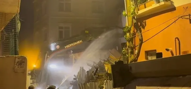 Fatih’te kısmen çöken metruk bina kontrollü şekilde yıkıldı