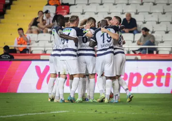 Kasımpaşa Antalya'dan 3 puanla döndü