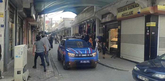 Şanlıurfa'da kan donduran cinayet! 2 kişiye bir şarjör mermi sıktı - 4