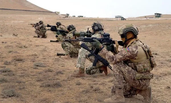 azerbaycan-ermenistan-gerilimi-alevlendi-sinirda-catismalar-basladi-iki-taraftan-da-kayiplar-var-1663020963841.jpg Azerbaycan-Ermenistan gerilimi alevlendi! Sınırda çatışmalar başladı: İki taraftan da kayıplar var - 5