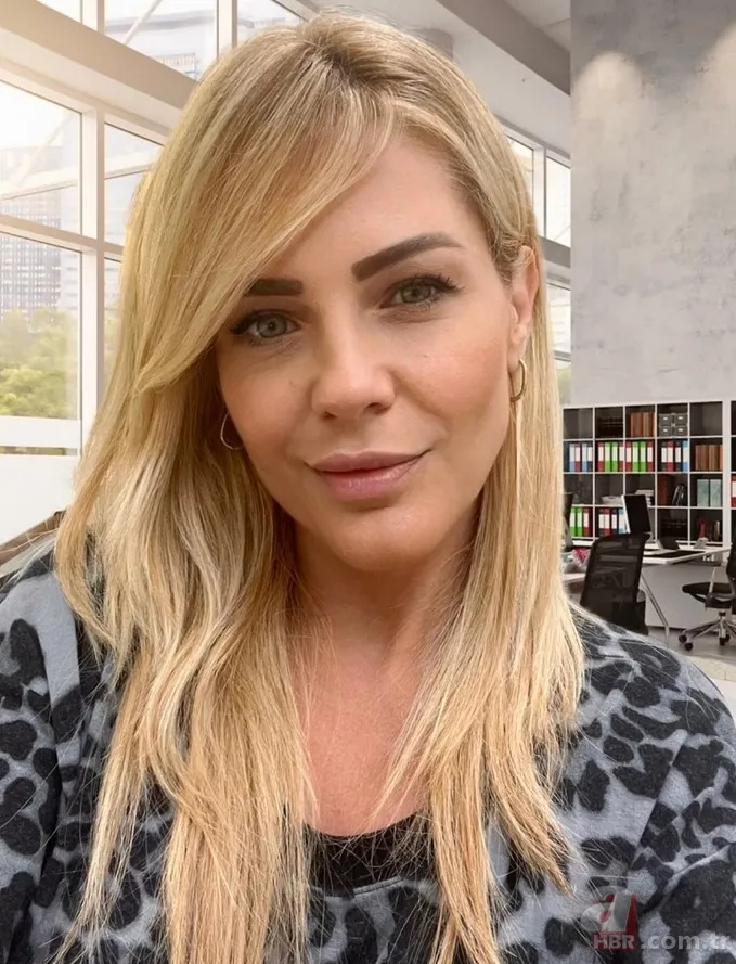 Emine Ün ve Emre Kınay'ın kızı son haliyle şaşırttı! 20 yaşındaki Duru annesinin kopyası... 4