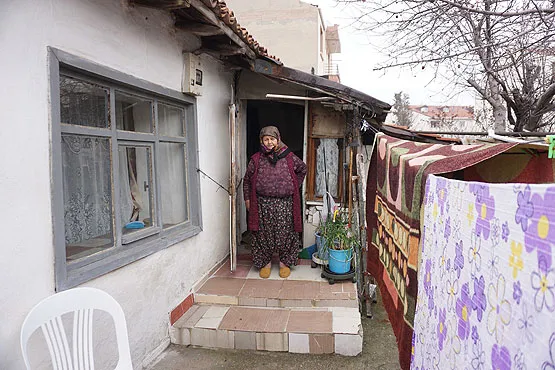 Altınları çalındı, hac hayalleri yarım kaldı - 1