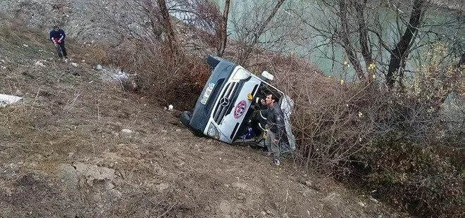 Hentbol takımını taşıyan minibüs Yozgat’ta kaza yaptı: 1 kişi öldü, 15 kişi yaralandı