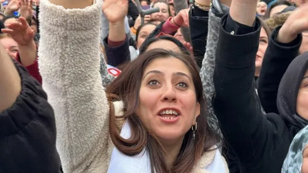 1675529052640.jpg Başkan Erdoğan'dan Aydın'da vatandaşa anlamlı hediye: "Ömrümün sonuna kadar saklayacağım" - 5