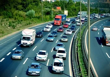 Trafiğe kayıtlı araç sayısı 20 milyon 729 bin 666 oldu