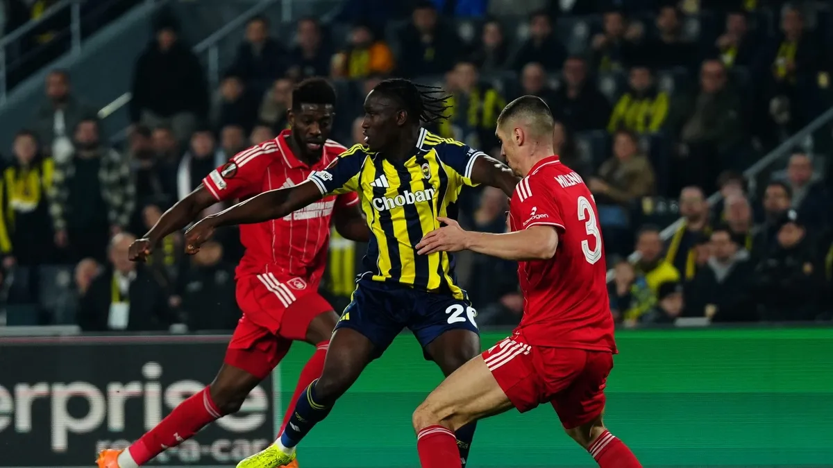 Temsilcimiz Fenerbahçe evinde Nottingham Forest'a 3-0 mağlup oldu