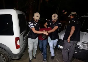 Darbe girişiminde Boğaziçi Köprüsü'nü kapatan albay giysi dolabında yakalandı