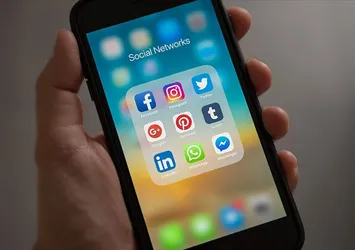 Sosyal medya mercek altında