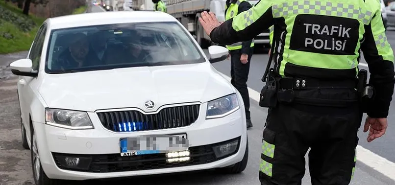 İstanbul Valiliği'nden 'çakar' uyarısı
