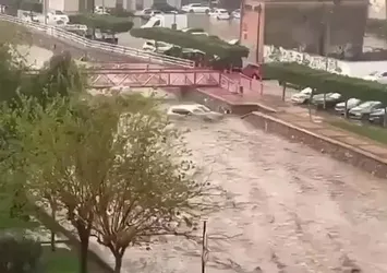 İspanya’da sel alarmı! Önlemler alındı