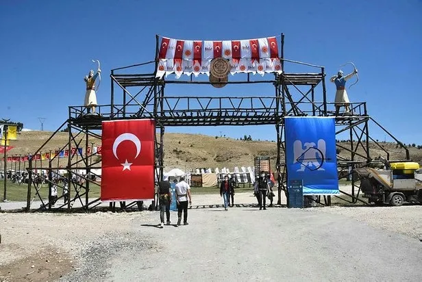 Ahlat’taki Cumhurbaşkanlığı Çalışma Ofisi açılışa hazır! Başkan Erdoğan'ın katılımıyla yarın açılıyor: Dikkat çeken 1071 detayı... - 1