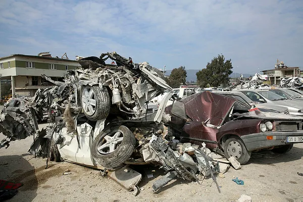 Depremde acı bilanço! Can kaybı artıyor! AFAD Başkanı Yunus Sezer açıkladı