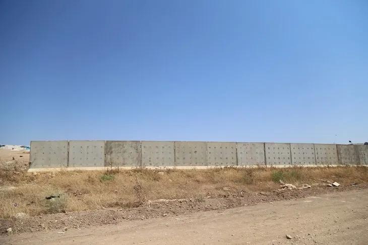 Suriye sınırına 3 metrelik beton duvar