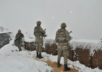 Mehmetçik, vatan nöbetinde