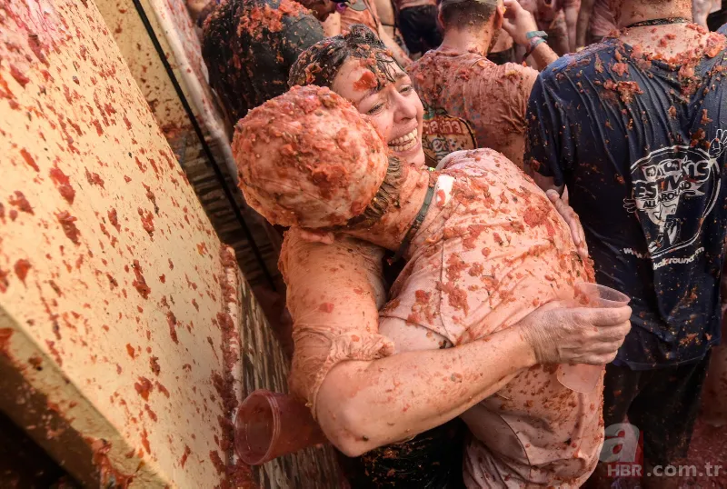 20 bin kişi 130 ton domates: La Tomatina! "Sanki yeniden doğuyoruz" 1