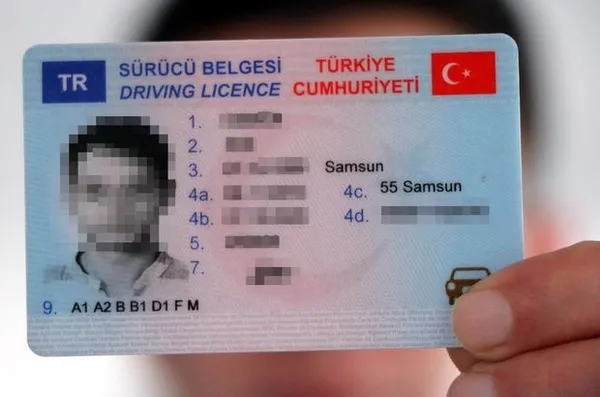 ehliyeti-olanlar-okumadan-gecmeyin-yakalanirsaniz-cezasi-var-iste-son-tarih-1672053548967.jpg Ehliyet yenileme ücreti ne kadar, kaç TL? Ehliyet yenileme son tarih ne zaman? Yeni ehliyet için gerekli belgeler... - 2