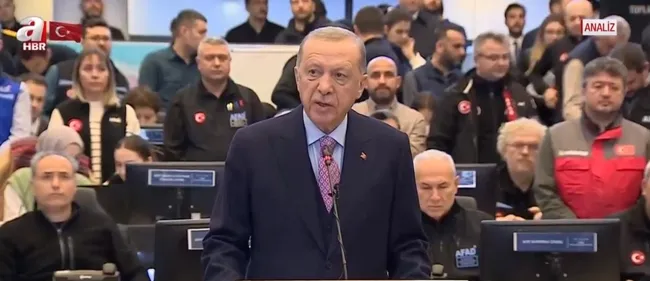 Muhalefetin deprem siyaseti tepki çekiyor! Türkiye yastayken onlar algı peşindeydiler