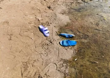 İki kuzenden kahreden haber! Önce terlikleri sonra cansız bedenleri bulundu