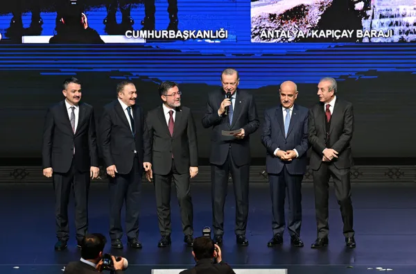 Başkan Recep Tayyip Erdoğan’dan piyasalara ilişkin mesaj: Enflasyonun ateşi sönüyor