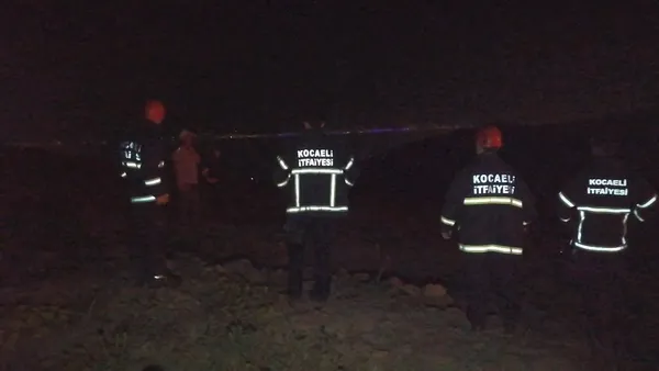 kocaelinde-helikopter-dustu-ihbari-asilsiz-cikti-1653942464238.jpg Kocaeli’nde "Helikopter düştü" ihbarı asılsız çıktı! - 1