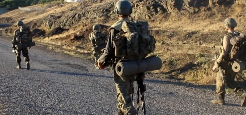 Şırnak'ta teröristler askerlere saldırdı