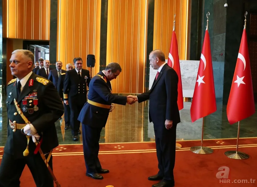 Külliye'deki törende Başkan Erdoğan'ın arkasında yer alan panonun önemi ne? 15