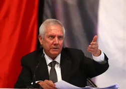 Aziz Yıldırım'dan Galatasaray-Fenerbahçe derbisi öncesi karar! Tribünde olmayacak