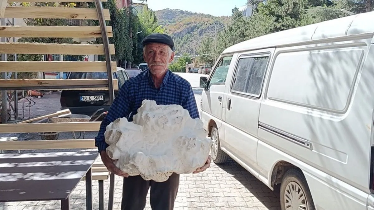 Konya'da 19 kiloluk dev mantar bulundu