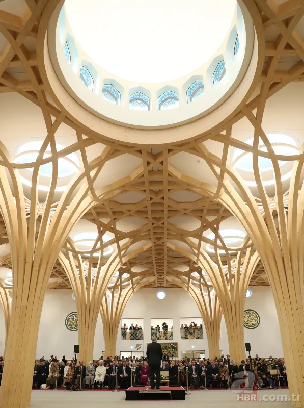 Başkan Erdoğan İngiltere'deki Cambridge Camisi'ni açtı 15