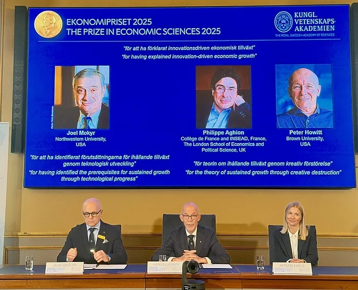 nobel-ekonomi-odulu-3-kisiye-verildi-1760352112854.jpg 2025 Nobel Ekonomi Ödülü, Hollandalı Joel Mokyr, Fransız Philippe Aghion ve Kanadalı Peter Howitt'e verildi.