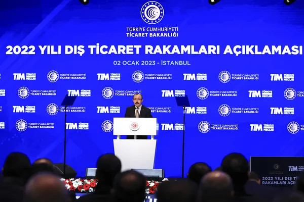 İhracatta yeni rekor! Ticaret Bakanı Mehmet Muş’tan ’Türkiye Yüzyılı’ vurgusu: Tarih yazmaya devam edeceğiz
