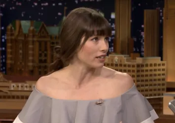 ABD’li oyuncu Jessica Biel'e Türk eli değdi