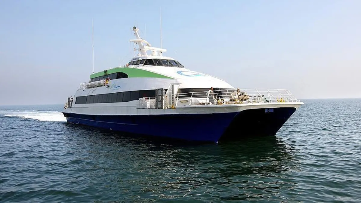 Deniz ulaşımı durdu! İstanbul’da hava koşulları nedeniyle vapur seferleri iptal edildi: Vapur ve deniz otobüsünde hangi seferler iptal edildi?