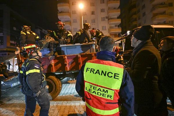 Fransa’dan Kahramanmaraş depremden etkilenen Adıyaman’a sahra hastanesi