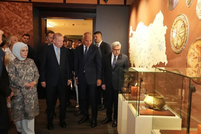 arkeolojinin-zirvesi-bestepede-anadolunun-12-bin-yillik-hafizasi-milletin-evinde-sergileniyor-1754490912450.jpg Fotoğraf-A Haber