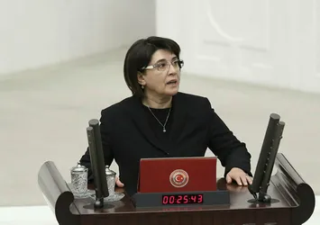 HDP'li Leyla Zana'ya büyük şok