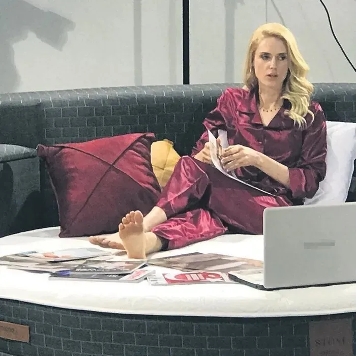 wilma-elles-cileden-cikti-mobilya-devine-sok-dava-1776231788388.jpeg Wilma Elles çileden çıktı! Mobilya devine şok dava - 2