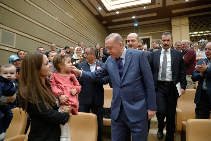 Başkan Erdoğan Külliye’deki çocuklarla yakından ilgilendi