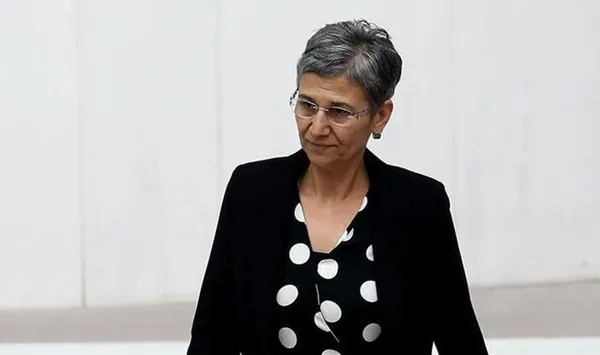 hdpnin-algi-operasyonu-elinde-patladi-musa-piroglu-polisin-mudahalesiyle-degil-en-yakin-danisman-tarafindan-dusurulmus-1608662730929.jpg HDP'nin algı operasyonu elinde patladı: Musa Piroğlu polisin müdahalesiyle değil en yakın danışman tarafından düşürülmüş - 4