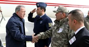 Bakan Akar ve komutanlar sınırda!