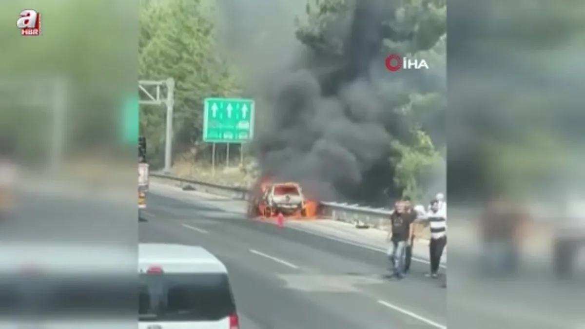 Adana'da otoyolda yanan araç orman yangını çıkardı