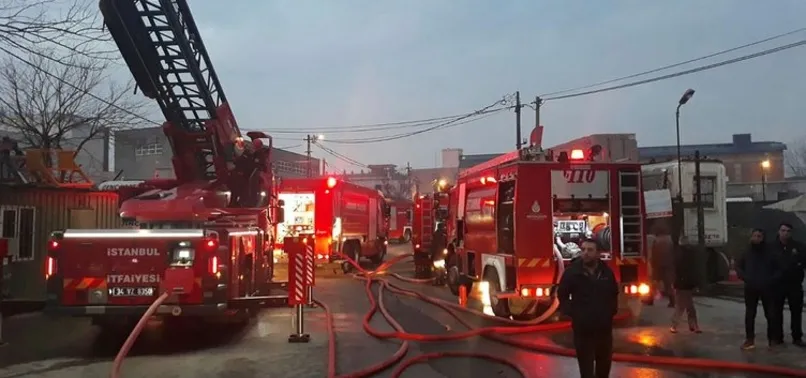 İstanbul’da fabrikada korkutan yangın!