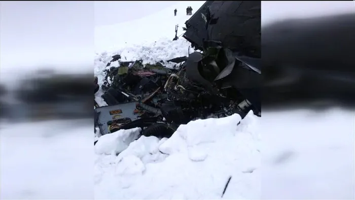 Tunceli'de polis helikopteri düştü: 12 şehit - 1