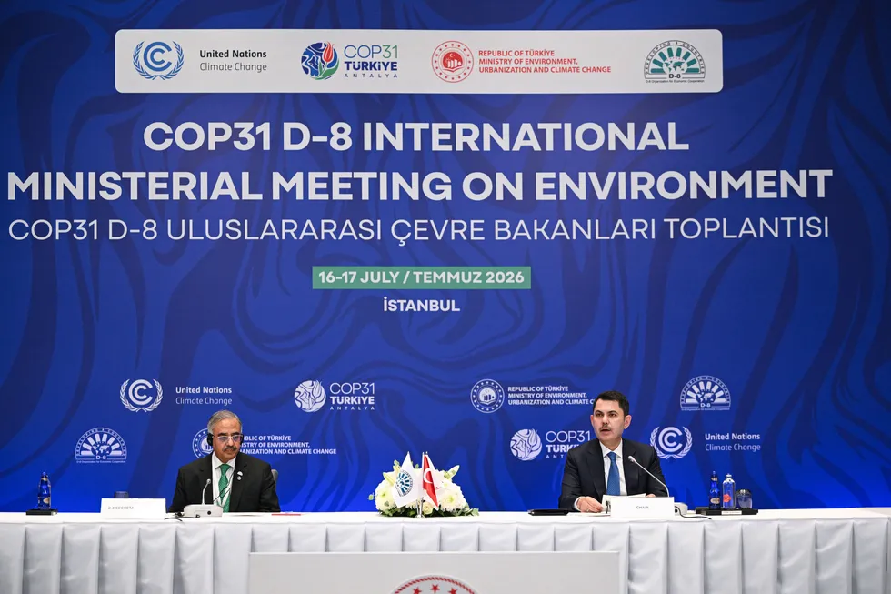 Bakan Murat Kurum COP31 D-8 Bakanlar toplantısında konuştu: "Ortak iradeyi somut iş birliği mekanizmalarına dönüştürmeyi hedefliyoruz" - 1