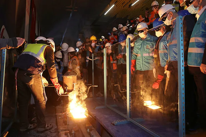 Pendik-Sabiha Gökçen Havalimanı Metro Hattı ne zaman açılacak? Bakan Adil Karaismailoğlu tarihi duyurdu