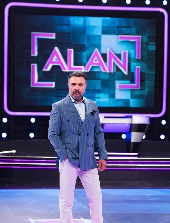 atvden-hat-trick-goz-kamastiran-yildizlarla-yarisma-zamani-atvde-kenan-imirzalioglu-oktay-kaynarca-engin-altan-1720771083975.jpeg atv’den hat-trick! Göz kamaştıran yıldızlarla yarışma zamanı atv’de! Kenan İmirzalıoğlu, Oktay Kaynarca, Engin Altan Düzyatan... - 1