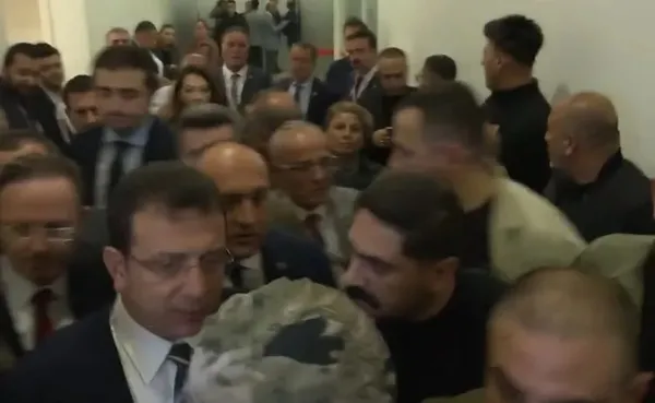 CHP’li isimden gündemi sarsan itiraf! Ekrem İmamoğlu’nu işaret etti: Kılıçdaroğlu’na kaybettirmek için talimat aldım